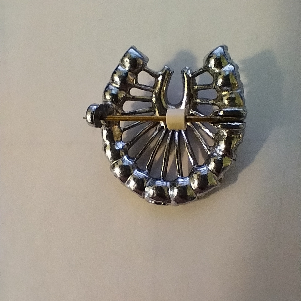 Two Equine Themed Brooches Gold And Silver Coloured, 1 Boyd Bond Sterling - Picture 3 of 6